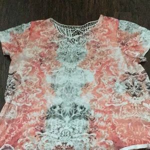 Short sleeve top